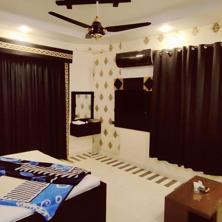 Hotel De Smart Multan Eksteriør bilde
