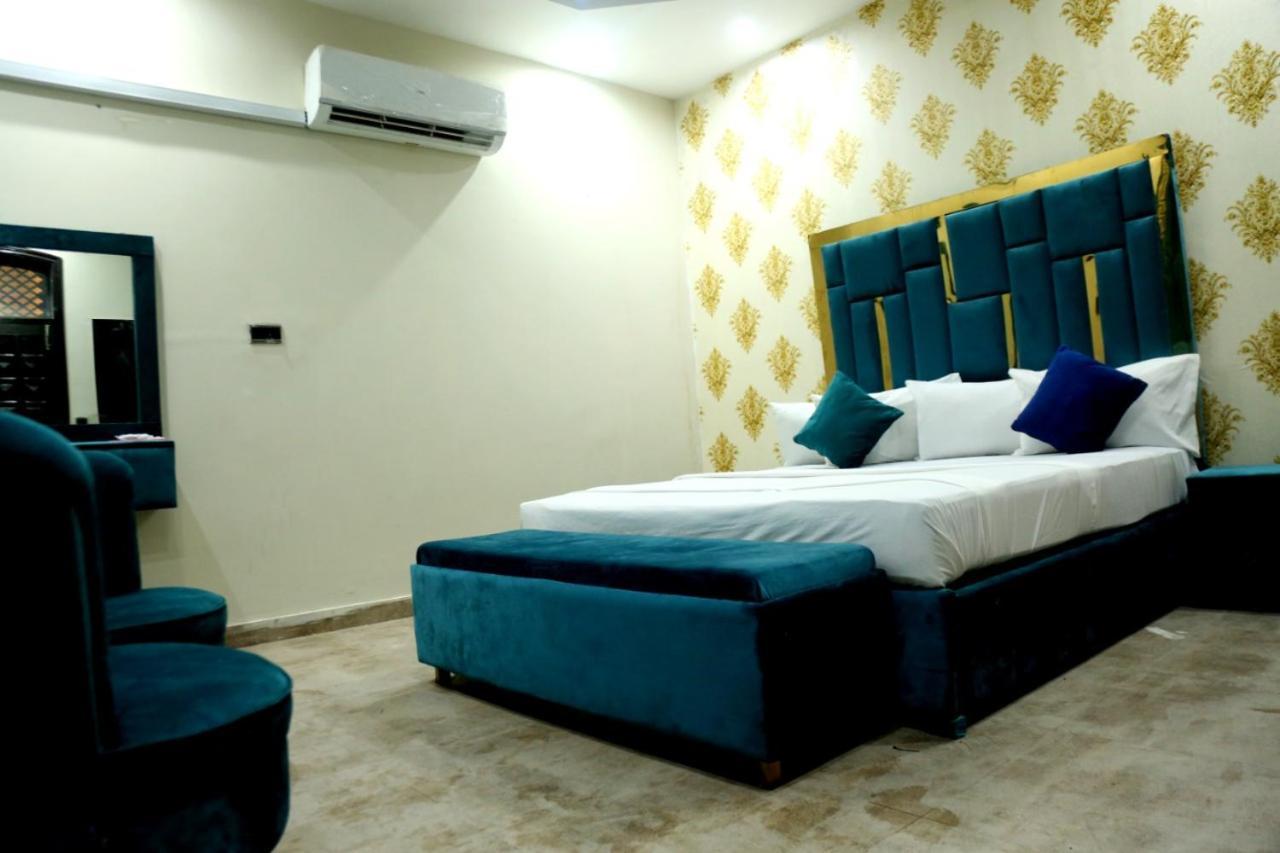 Hotel De Smart Multan Eksteriør bilde