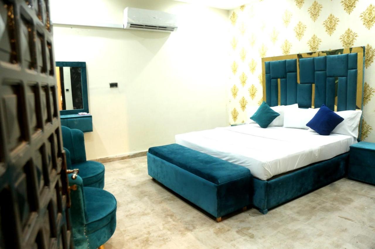 Hotel De Smart Multan Eksteriør bilde
